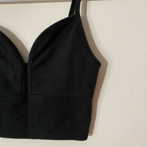 Hollister Must- Have Collection Black V-Neck Crop Top Bralette S - Picture 7 of 8